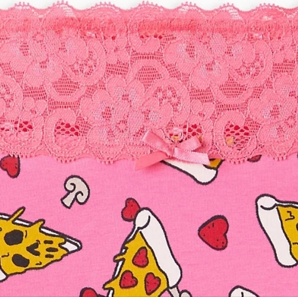 CHEEKY PANTY - PIZZA 🍕 HEARTS 💕 AND SKULLS 💀 PINK - Picture 2 of 3